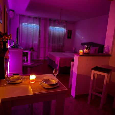 Post Apartmani - Sajam Novi Sad Eksteriør bilde