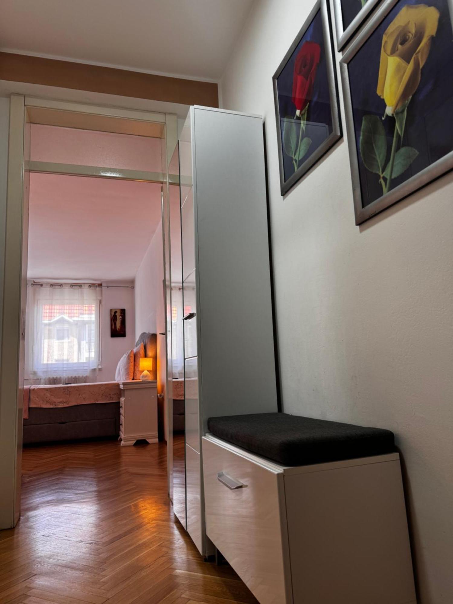 Post Apartmani - Sajam Novi Sad Eksteriør bilde